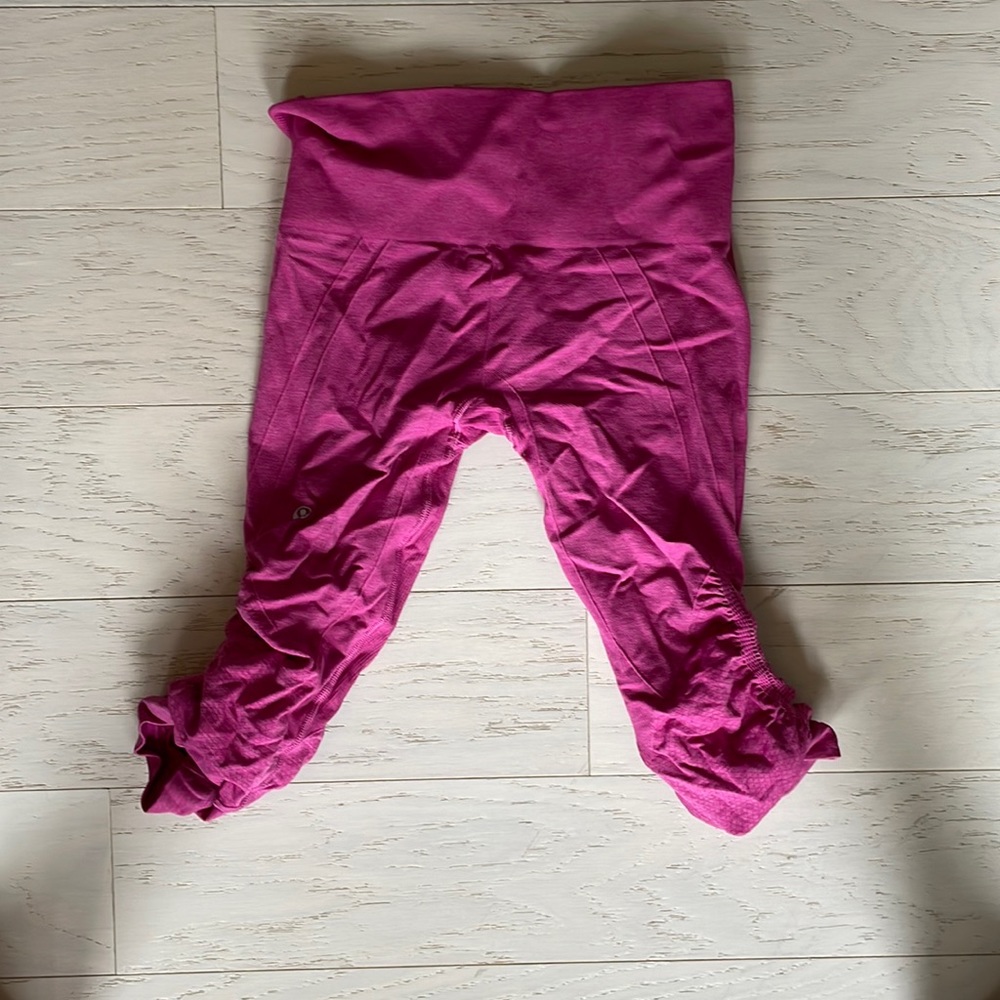 size 4 lulu lemon pink leggings